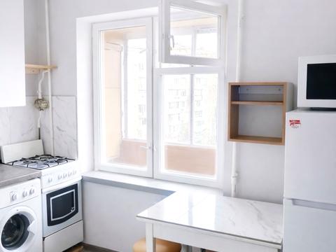 квартира за адресою Героїв полку "Азов" вул. (Маршала Малиновського), 3