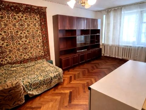 комерційна за адресою Чоколівський бульв., 40