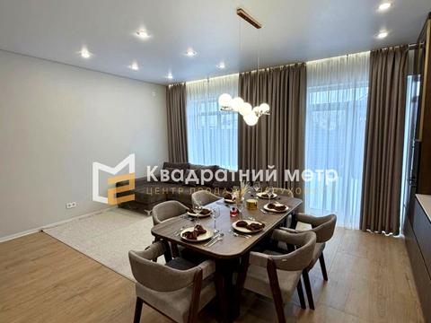 будинок за адресою Дружби