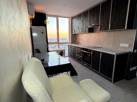 квартира по адресу Олега Мудрака ул. (Генерала Наумова), 1-Б