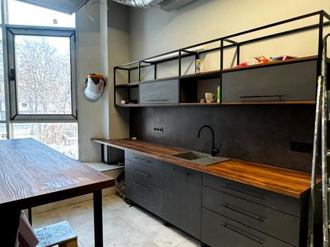 коммерческая по адресу Болсуновская ул. (Сергея Струтинского), 4