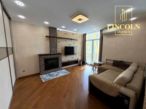 квартира за адресою Регенераторна вул., 4 к13