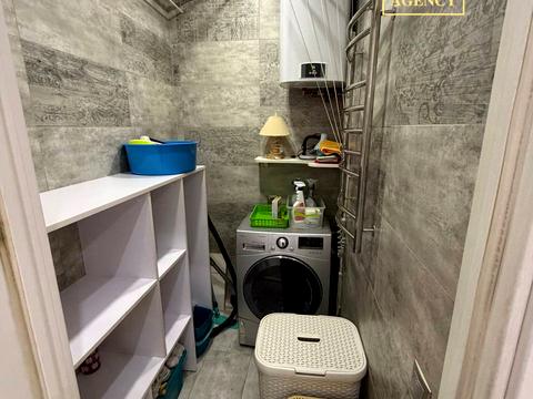 квартира за адресою Регенераторна вул., 4 к13