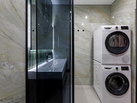 квартира по адресу Героев Майдана ул., 15