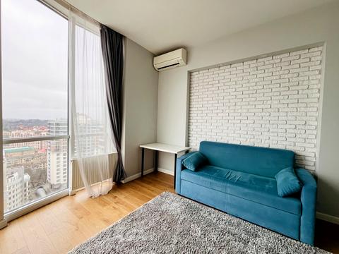 квартира по адресу Андрея Верхогляда ул. (Михайла Драгомирова), 2-А