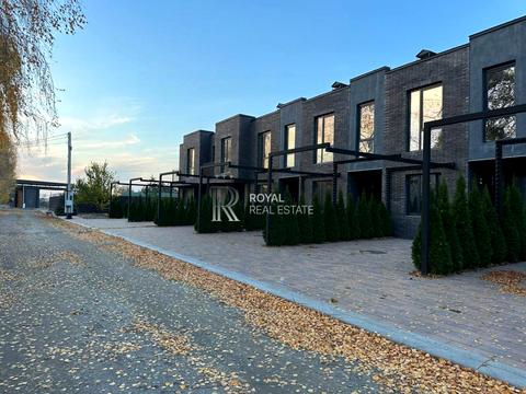 будинок за адресою Радісна