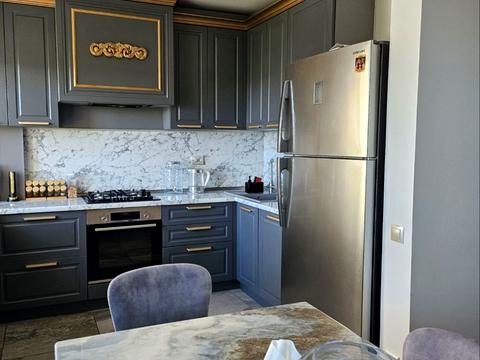 квартира за адресою Ніла Армстронга вул. (Казакова), 4