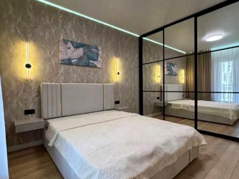 квартира по адресу Краснова ул., 1-Б