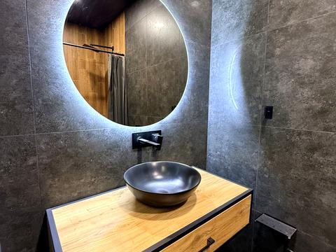 будинок за адресою Дніпровська