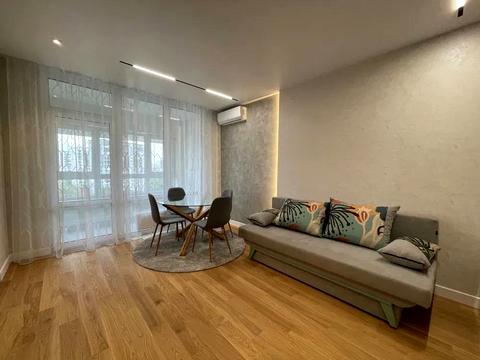 квартира за адресою Київ, Олеся Бердника вул., 1-В