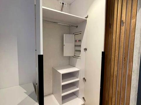 квартира за адресою Київ, Олеся Бердника вул., 1-В