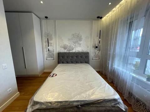 квартира за адресою Київ, Олеся Бердника вул., 1-В