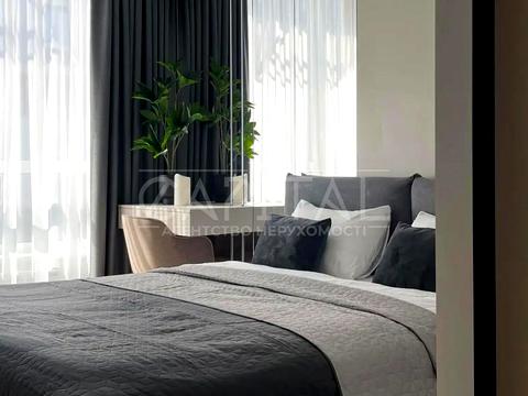 квартира за адресою Салютна вул., (Будинок 02301-02303)