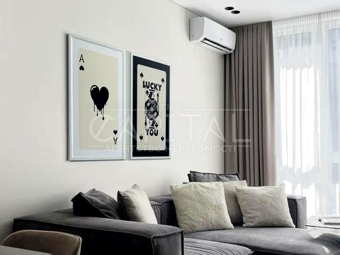 квартира за адресою Салютна вул., (Будинок 02301-02303)