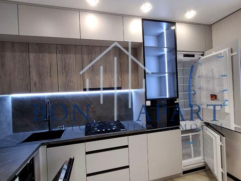 квартира за адресою Героїв Небесної Сотні просп., (Будинок 14/2)