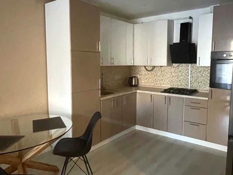 квартира по адресу Гетьмана Мазепы ул. (Топольная), 2а