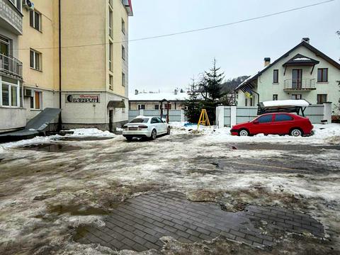 квартира за адресою Зимова вул., 12а