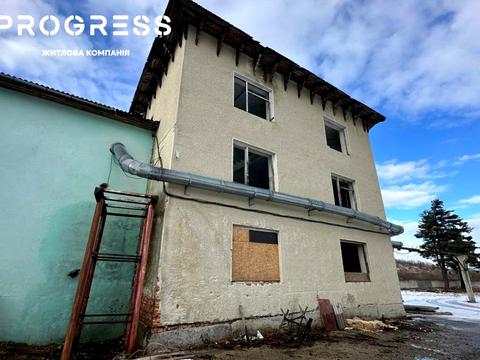 коммерческая по адресу Свободи ул., 16