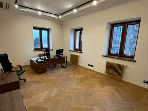 будинок за адресою Ломаківська вул. (Мічуріна)