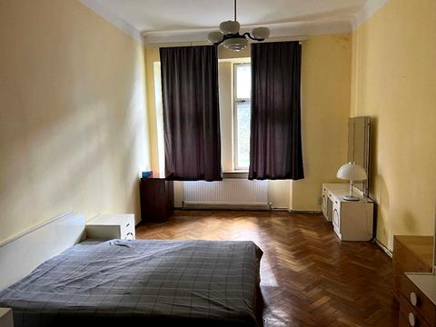 квартира по адресу Пекарская ул., 45