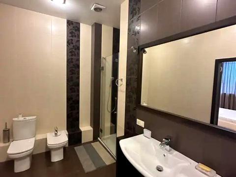 квартира по адресу Дмитрия Яворницкого просп. (Карла Маркса), 5