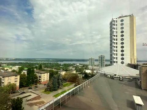 квартира по адресу Дмитрия Яворницкого просп. (Карла Маркса), 5