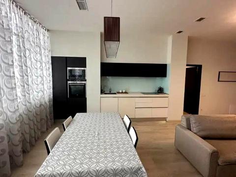 квартира по адресу Дмитрия Яворницкого просп. (Карла Маркса), 5