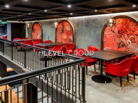 комерційна за адресою Набережно-Хрещатицька вул., 17/18