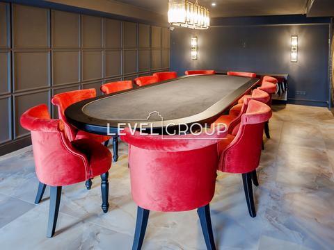 комерційна за адресою Набережно-Хрещатицька вул., 17/18