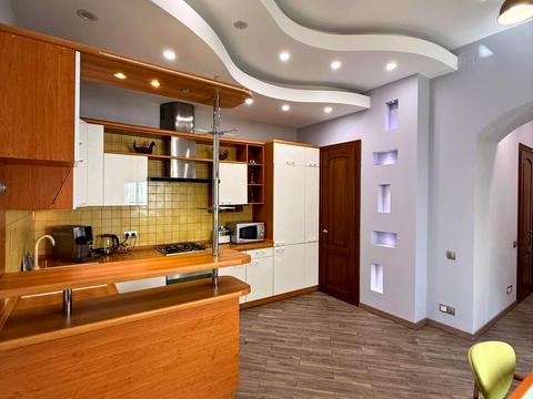 квартира за адресою Богдана Хмельницького вул., 57