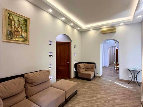 квартира за адресою Богдана Хмельницького вул., 57