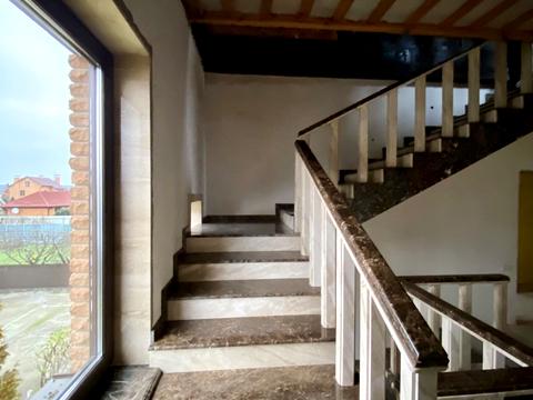 будинок за адресою с. Гнідин, Зарічна