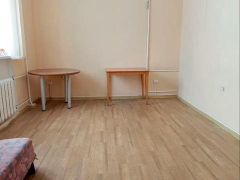 комерційна за адресою Володимирська вул., 109