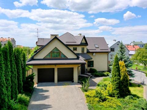 дом по адресу Романа Шухевича ул., 16