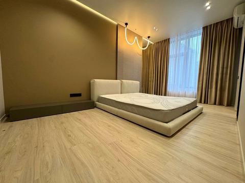 квартира за адресою Андрія Верхогляда вул. (Михайла Драгомирова), 19-А