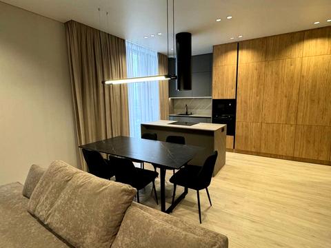 квартира за адресою Андрія Верхогляда вул. (Михайла Драгомирова), 19-А