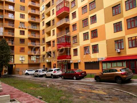 комерційна за адресою Київ, Євгена Коновальця вул. (Щорса), 36-Е