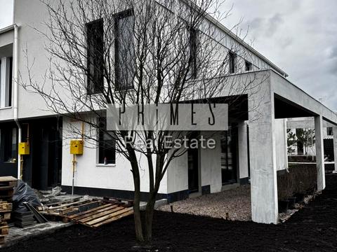 будинок за адресою Світанкова вул.