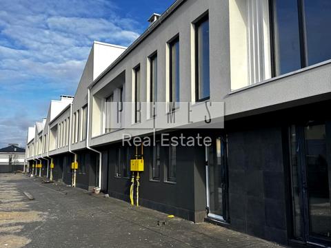 будинок за адресою Світанкова вул.