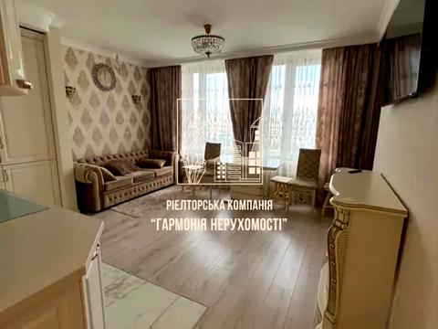 квартира за адресою Дніпровська набережна вул., 18-А