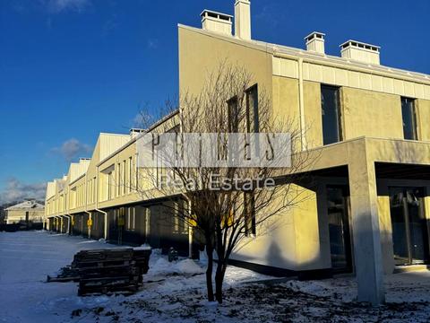 будинок за адресою Світанкова вул.