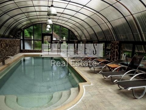 коммерческая по адресу Головна ул., 1