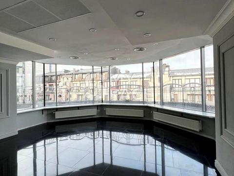 комерційна за адресою Велика Житомирська вул., 20-А