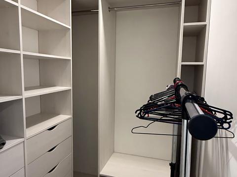 квартира за адресою Олександра Олеся вул., 6-Б