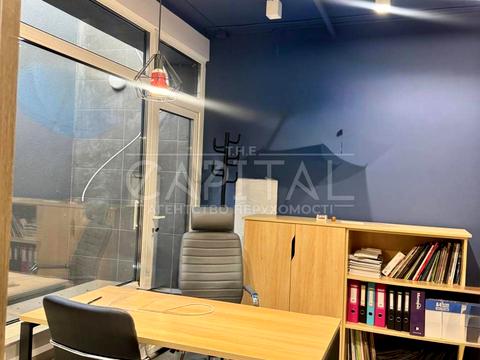 комерційна за адресою Київ, Дніпровська набережна вул., 18-А