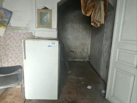 будинок за адресою Квітнева, 23