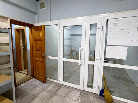 комерційна за адресою Богдана Лепкого вул., 6а