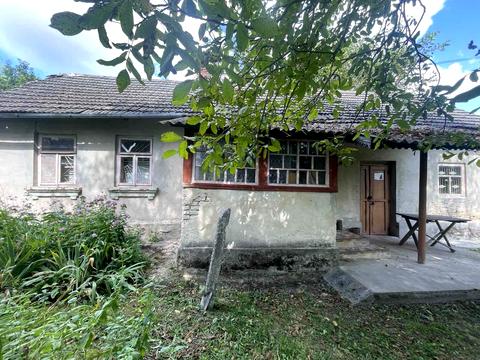 будинок за адресою с. Глинськ, Три Корчми, 3