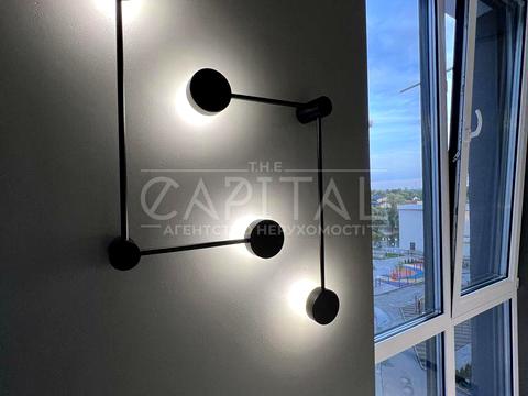 комерційна за адресою Центральна вул., 21