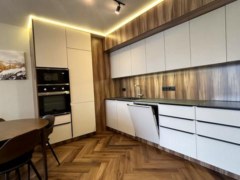 квартира по адресу Генерала Грекова ул., 4